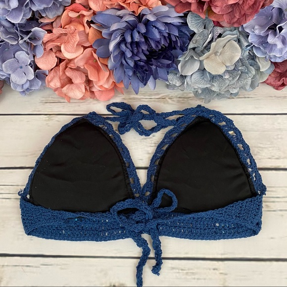 Boho Handmade Blue Shell Crochet Bikini with Beads - Picture 13 of 16